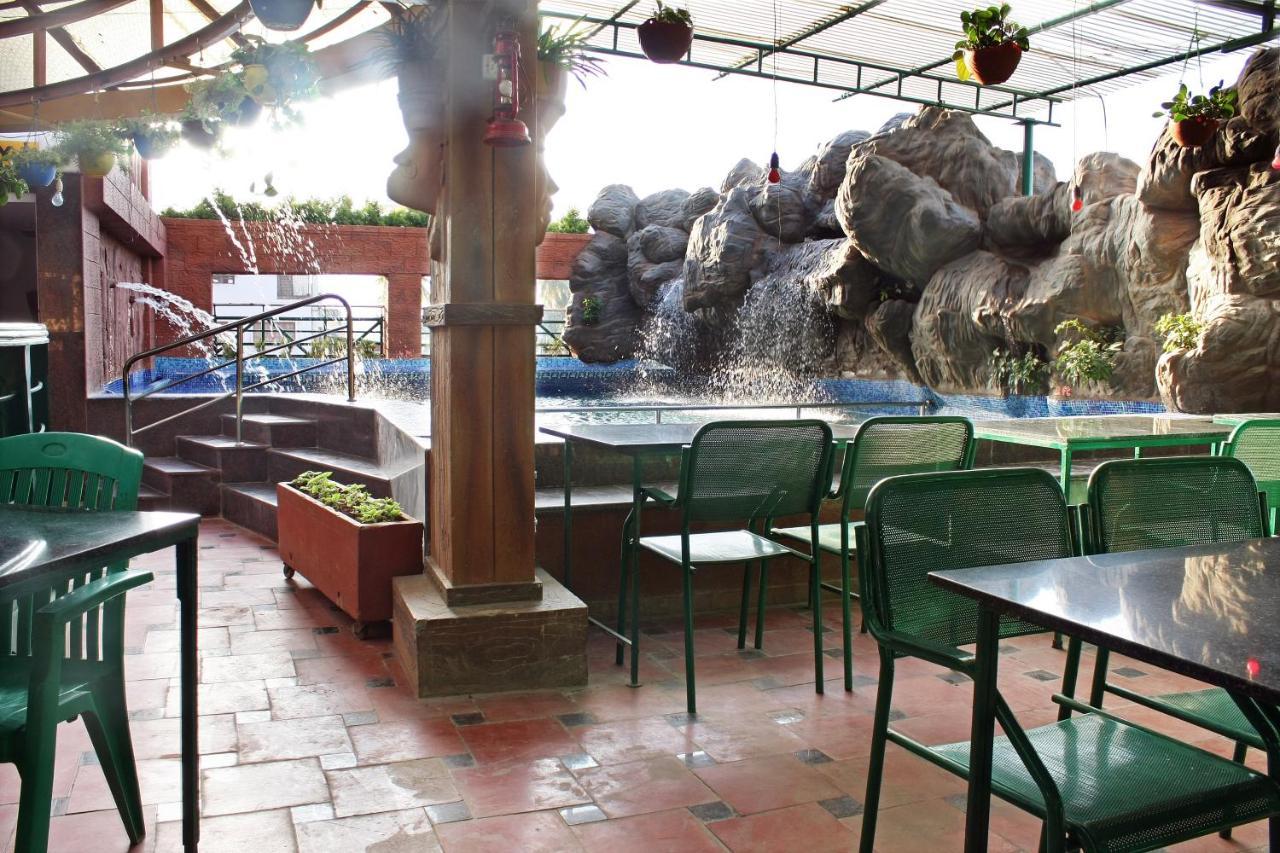 Parklane Hotel Mysore Luaran gambar