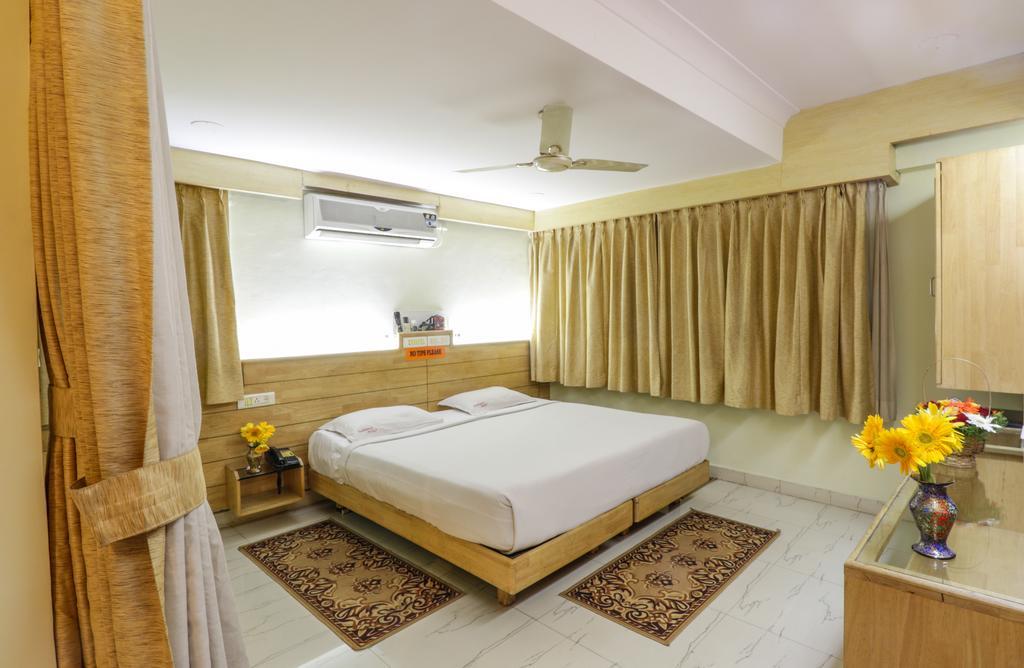 Parklane Hotel Mysore Luaran gambar